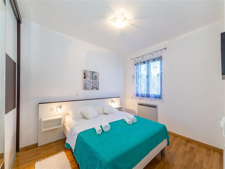 Apartment A2, for 4 persons
