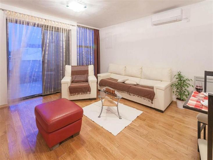 Apartment A5, for 4 persons