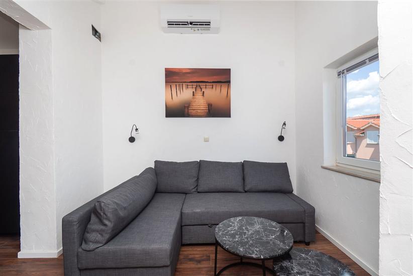 Apartment A4, for 4 persons