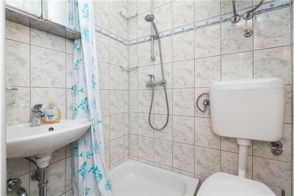 Room S3, for 2 persons