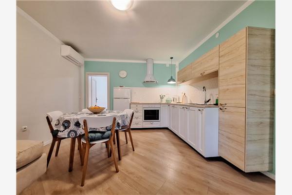 Apartment A1, for 5 persons