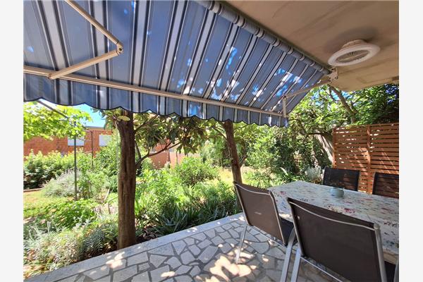 Apartment A1, for 5 persons