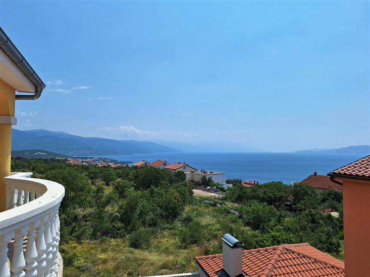 Apartment A3, for 6 persons