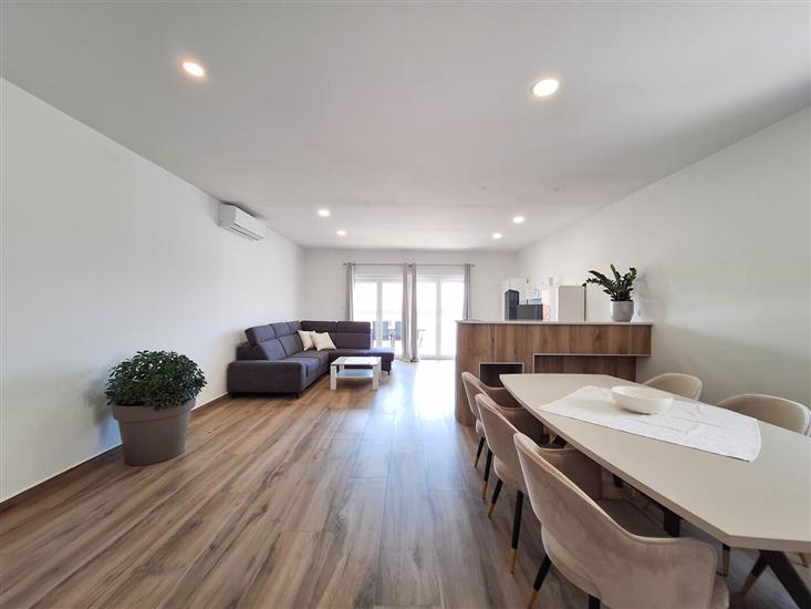 Apartment A3, for 6 persons