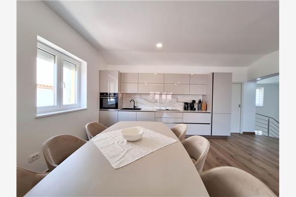 Apartment A3, for 6 persons