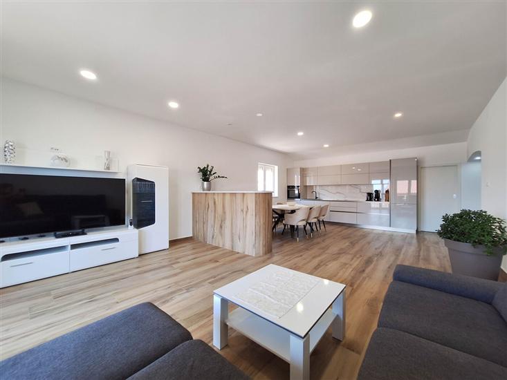 Apartment A3, for 6 persons