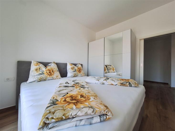 Apartment A3, for 6 persons