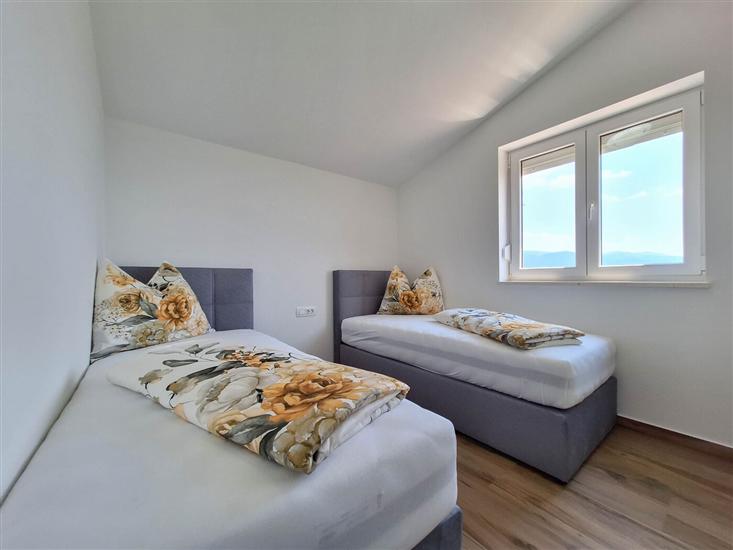 Apartment A3, for 6 persons