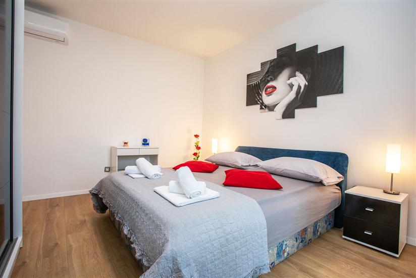 House K1, for 8 persons