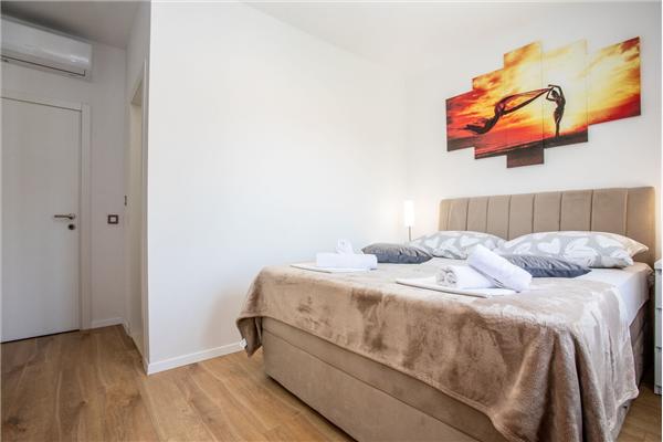 House K1, for 8 persons