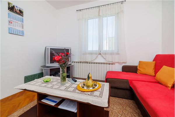 Apartment A2, for 8 persons