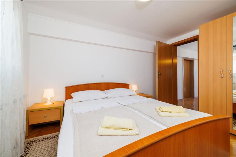 Apartment A2, for 8 persons