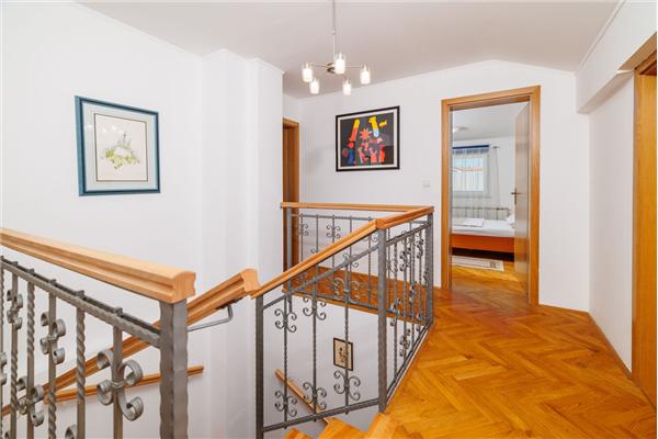 Apartment A2, for 8 persons