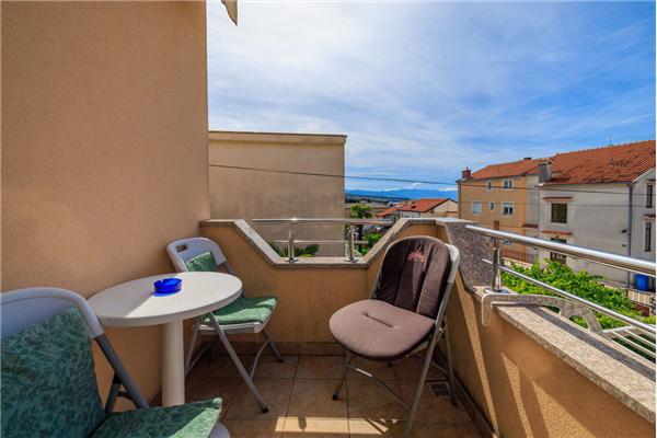 Apartment A2, for 8 persons