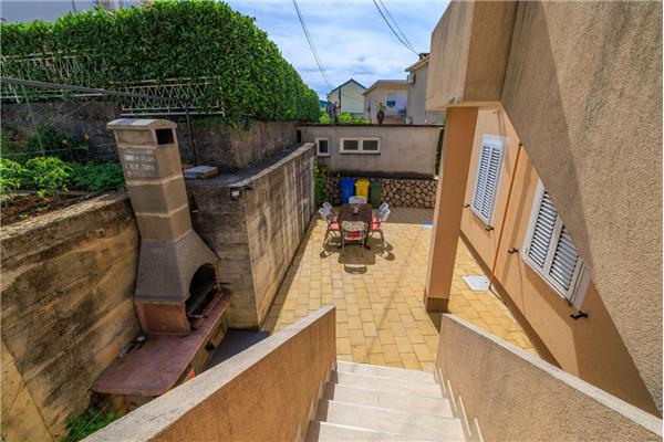 Apartment A2, for 8 persons