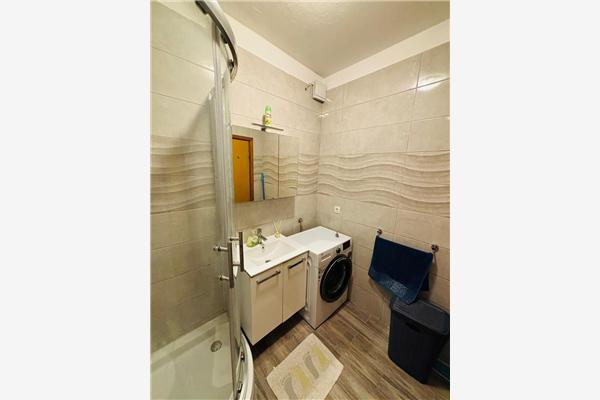 Hiša K1, na 6 osebe