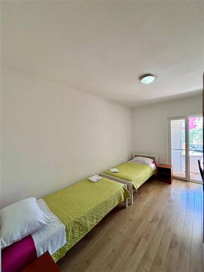 Hiša K1, na 6 osebe