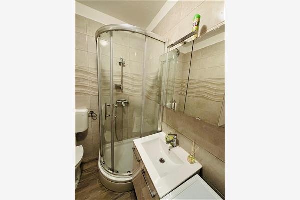 Hiša K1, na 6 osebe