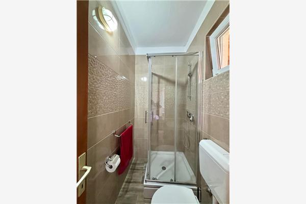 Hiša K1, na 6 osebe