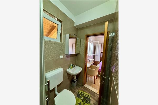 Hiša K1, na 6 osebe