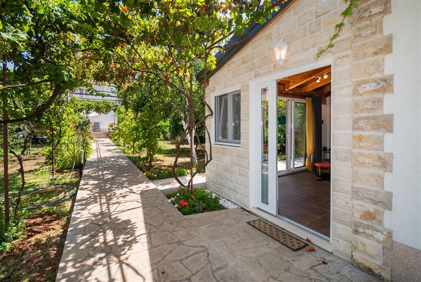 House Garden for two