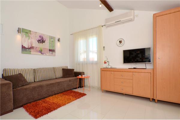 Apartment A1, for 4 persons