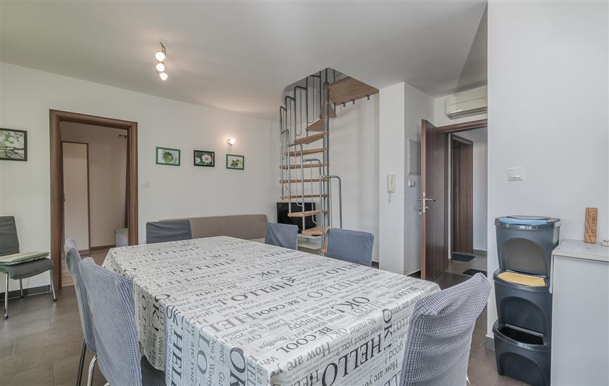 Apartment A2, for 6 persons