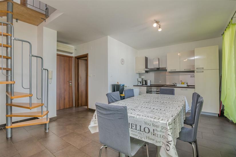 Apartment A2, for 6 persons