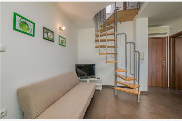 Apartment A2, for 6 persons