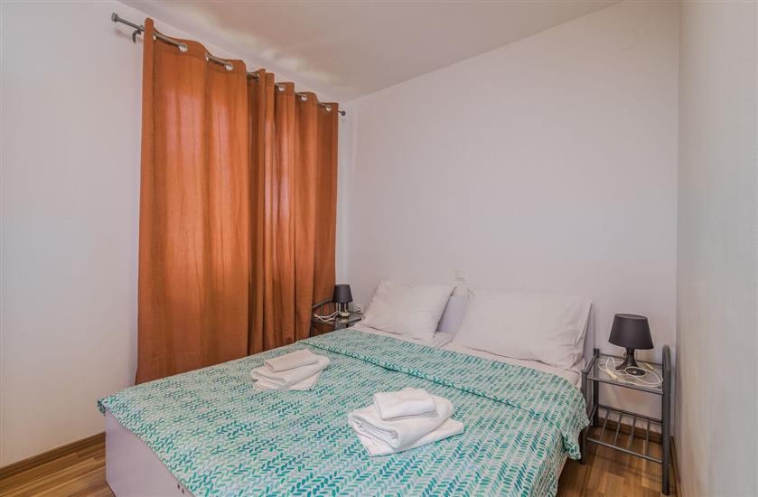 Apartment A2, for 6 persons