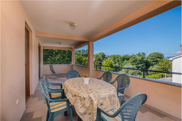 Apartment A2, for 6 persons