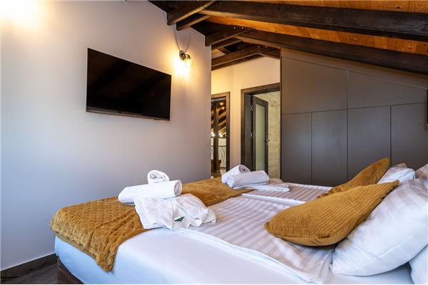 House K1, for 9 persons