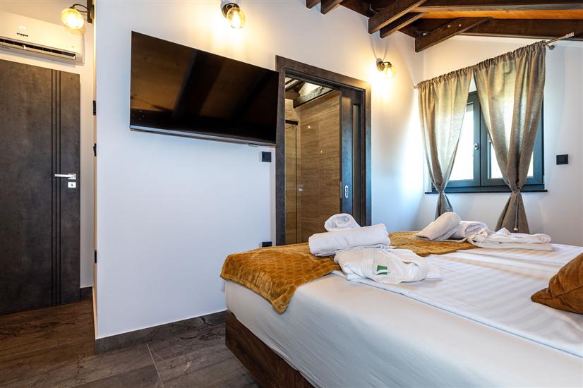 House K1, for 9 persons