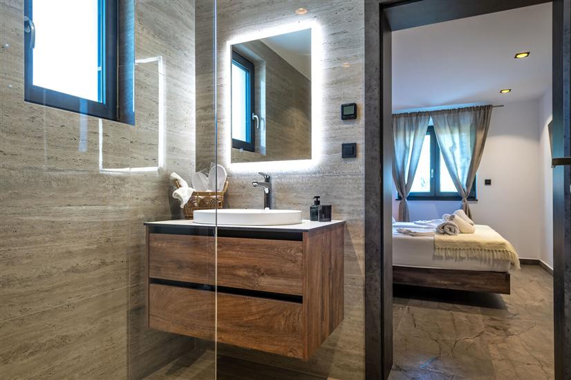 House K1, for 9 persons