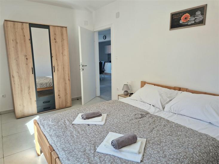Apartment A3, for 6 persons