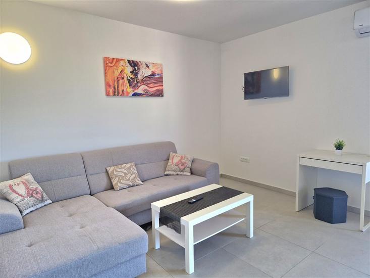 Apartment A3, for 6 persons