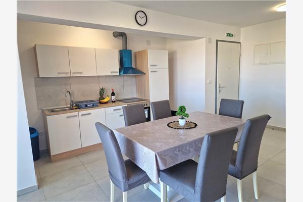 Apartment A3, for 6 persons