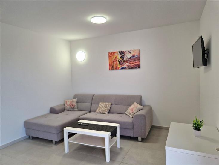 Apartment A3, for 6 persons