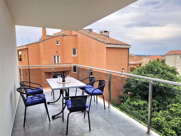 Apartment A3, for 6 persons