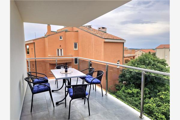 Apartment A3, for 6 persons