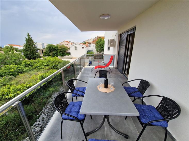 Apartment A3, for 6 persons