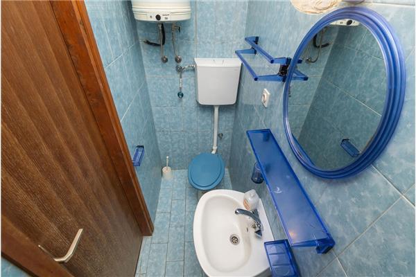 Apartment A1, for 5 persons