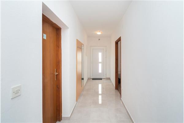 Apartment A1, for 5 persons