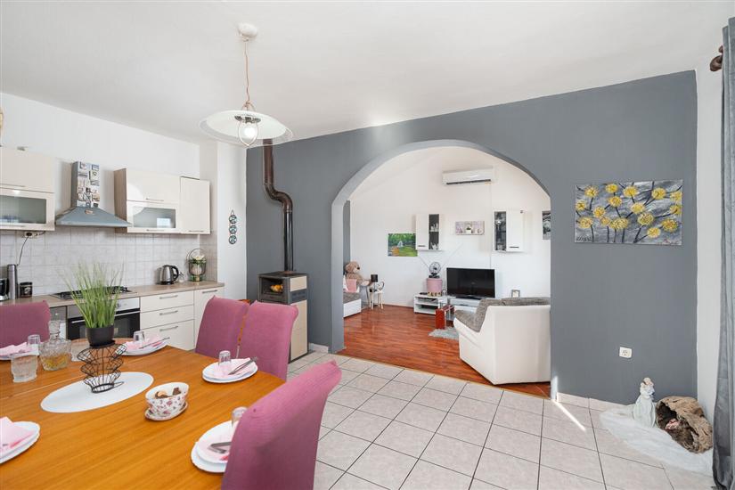 Apartment A1, for 6 persons