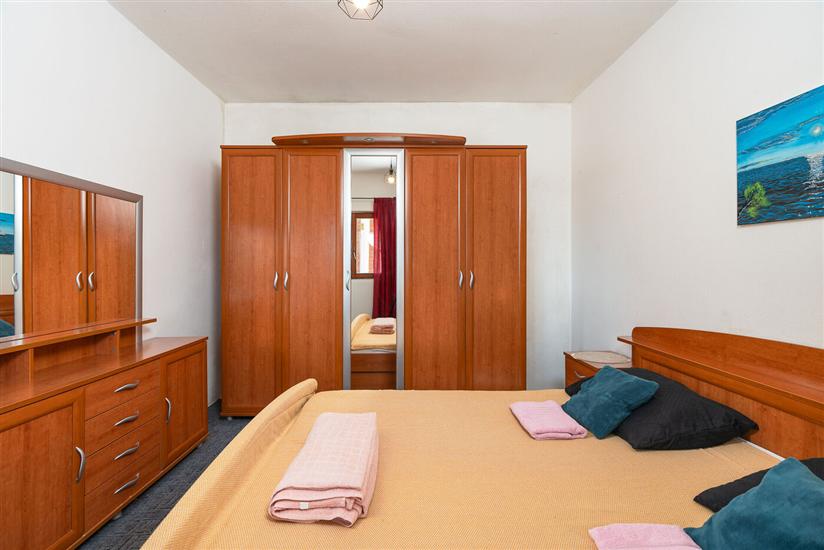 Apartment A1, for 6 persons