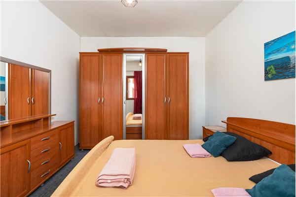 Apartment A1, for 6 persons