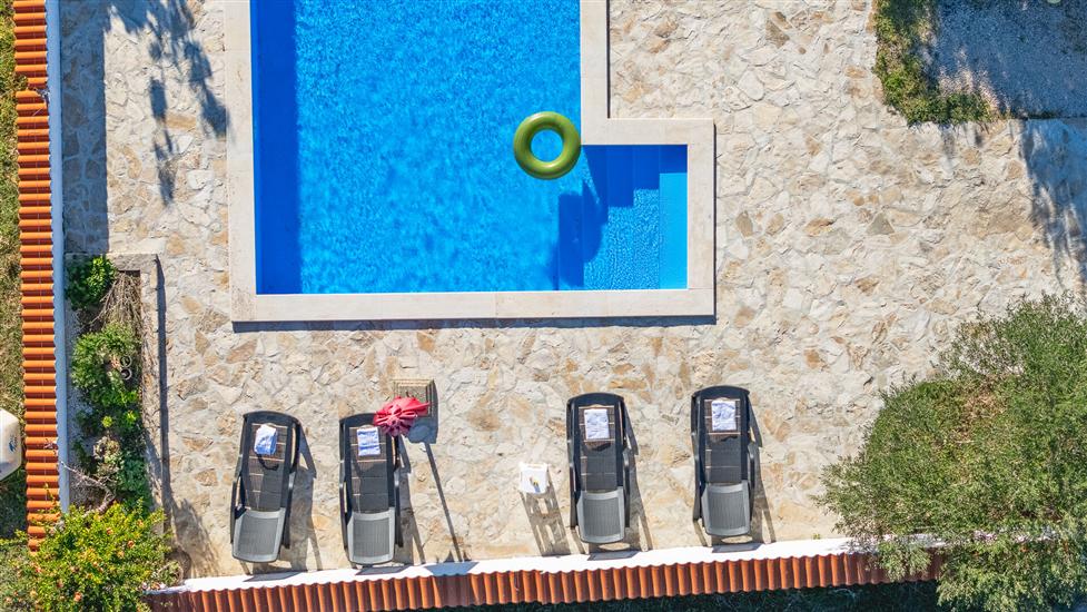 Apartment Villageway