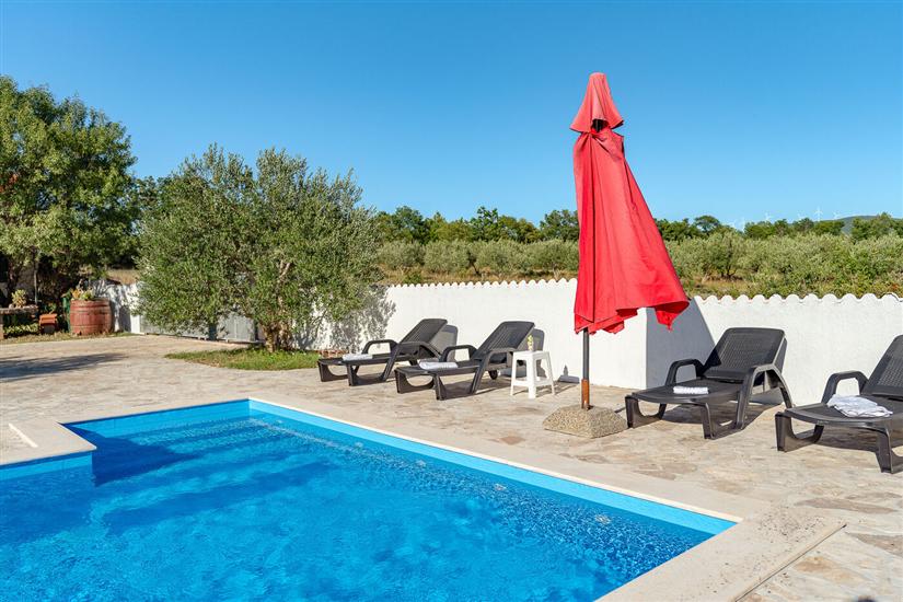 Apartment Villageway