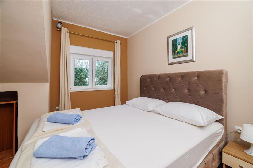 Apartment A3, for 7 persons