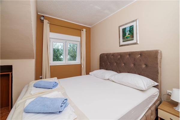 Apartment A3, for 7 persons